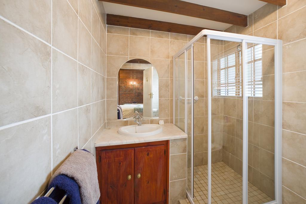 Swallows Nest Country Cottages Stormsrivier Kamer foto
